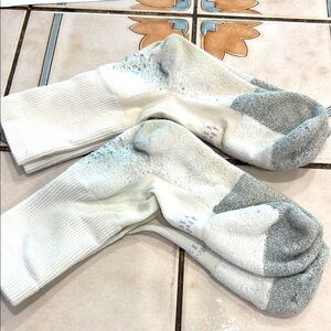 Thorlos 2 maximum cushion crew tennis Socks